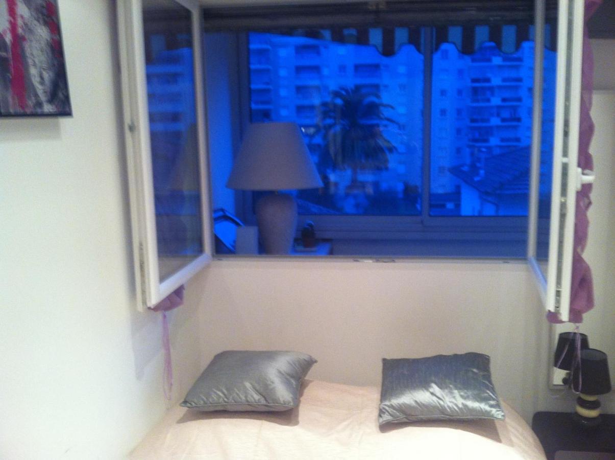 Appartement Les Palmiers جوان ليه باه الغرفة الصورة